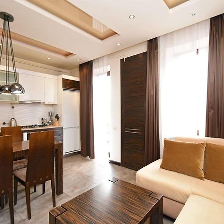 Galaxy Inn Luxury Hostel In Center Jerevan Exteriér fotografie